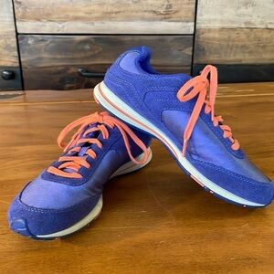 MERRELL Sneakers Size 7
